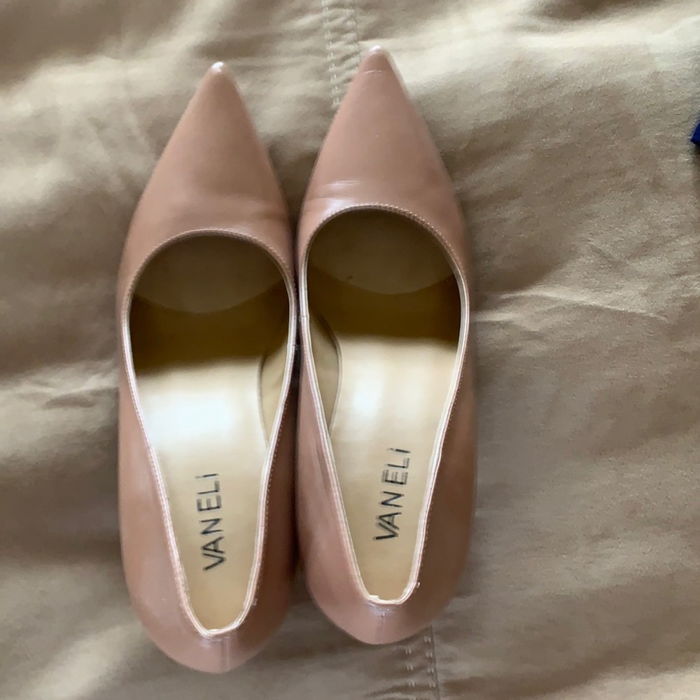 Vaneli leather 4in heels